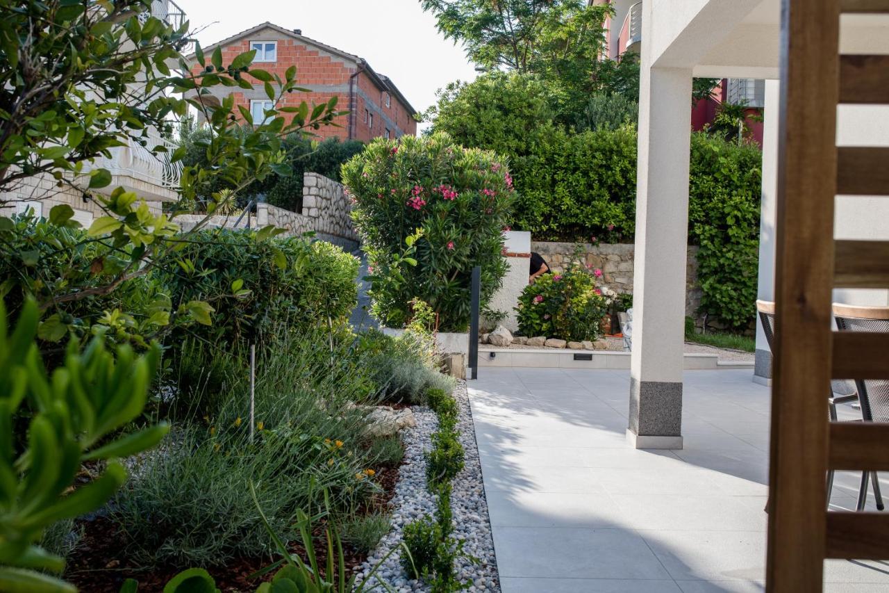 Peaceful Haven Near The Sea-Apartments Torlak Rab Banjol Εξωτερικό φωτογραφία
