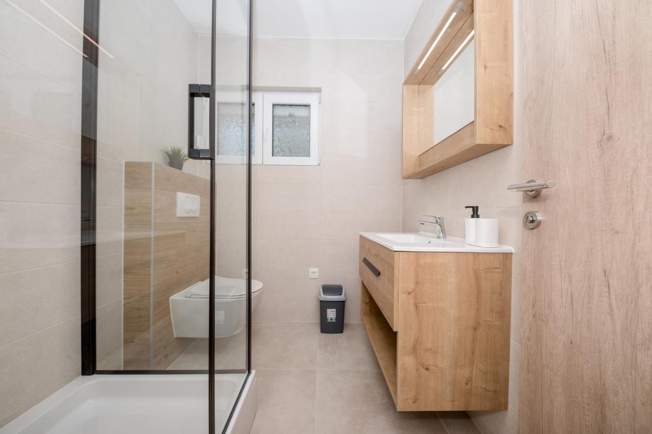Peaceful Haven Near The Sea-Apartments Torlak Rab Banjol Εξωτερικό φωτογραφία